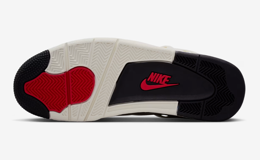 Air Jordan 4 "Flight Club"